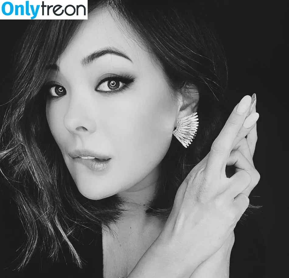 Lindsay Price nude photo #0021 (lindsayjprice)