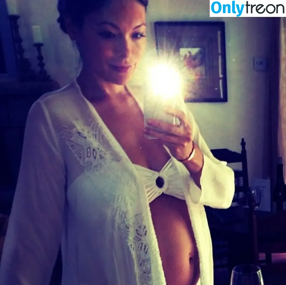 Lindsay Price nude photo #0032 (lindsayjprice)