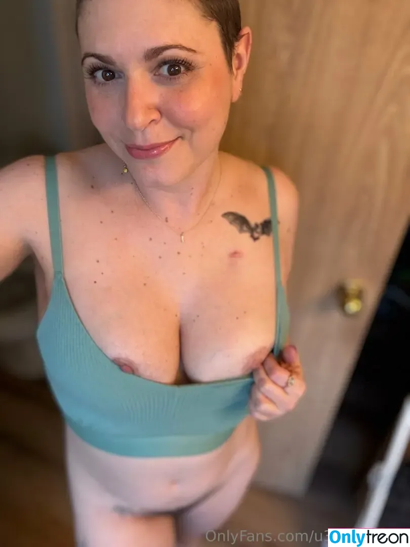 lindsaymariefelton nude photo #0079 (lindsaymariefelton)