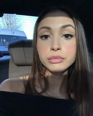 Lindsey Morgan / linzzmorgan фото голая #0060