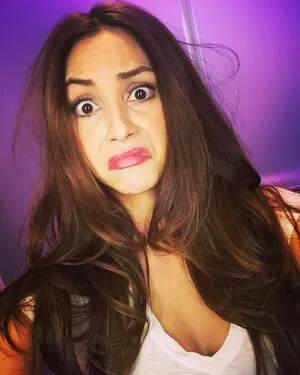 Lindsey Morgan / linzzmorgan фото голая #0088