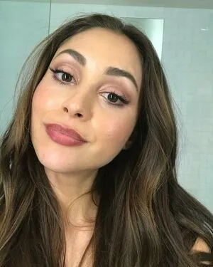 Lindsey Morgan / linzzmorgan фото голая #0089