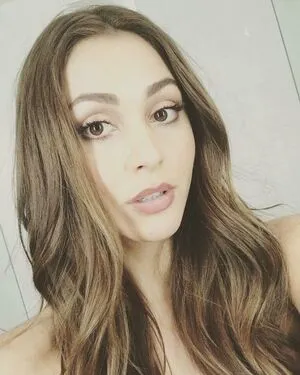 Lindsey Morgan / linzzmorgan фото голая #0093