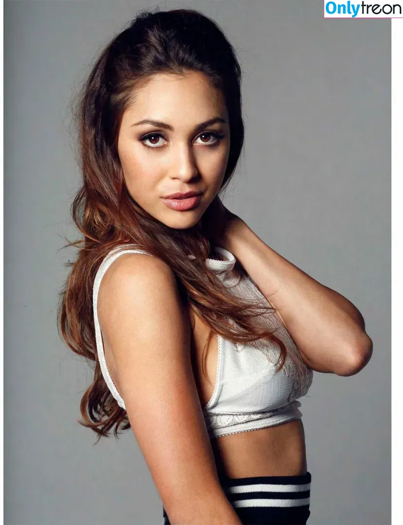 Lindsey Morgan nude photo #0007 (linzzmorgan)