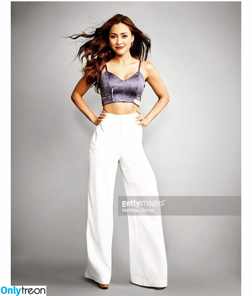 Lindsey Morgan голая photo #0064 (linzzmorgan)