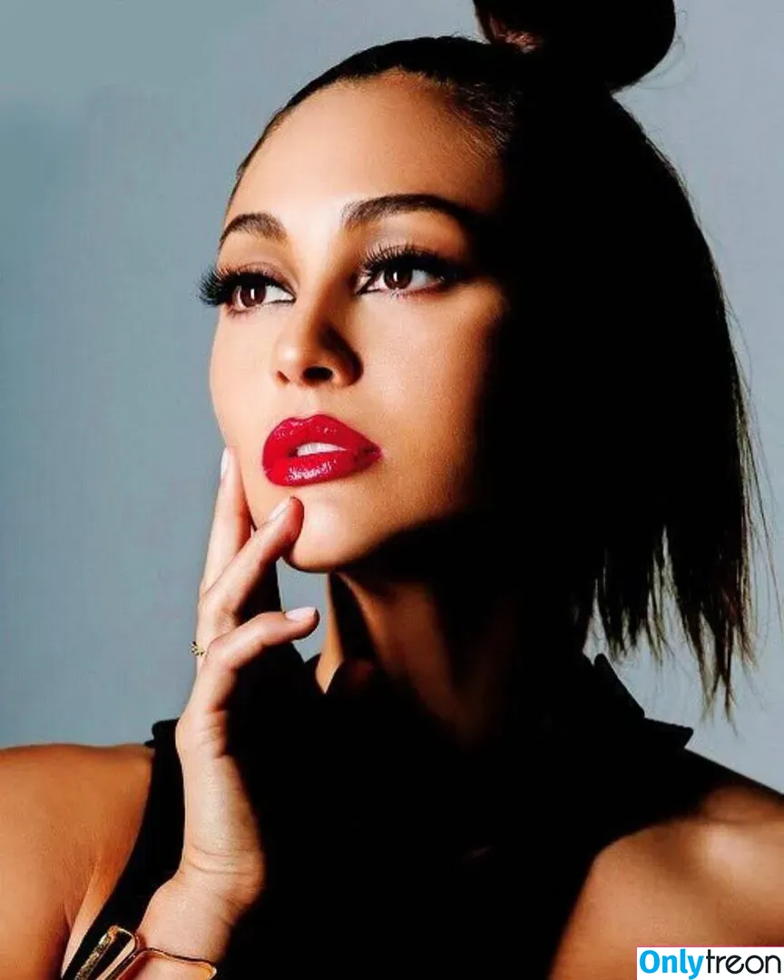 Lindsey Morgan голая photo #0069 (linzzmorgan)
