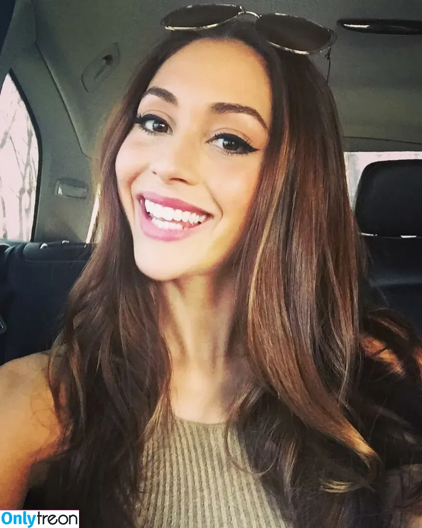 Lindsey Morgan nude photo #0083 (linzzmorgan)