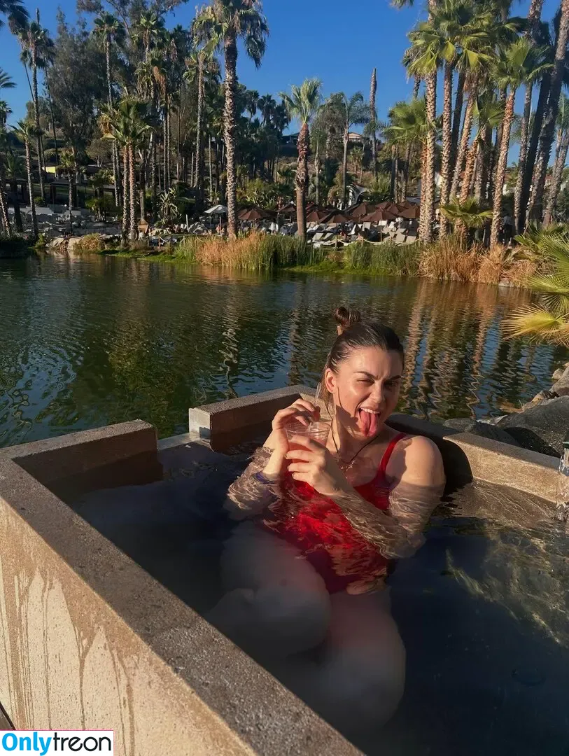 Lindsey Shaw голая photo #0204 (ladymshawsters)