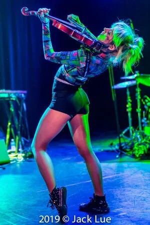 Lindsey Stirling / abbysiscoprinus / lindseystirling фото голая #0099