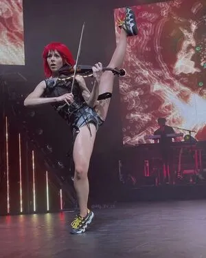 Lindsey Stirling / abbysiscoprinus / lindseystirling nude photo #0135