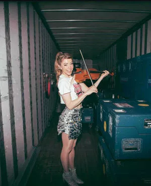 Lindsey Stirling / abbysiscoprinus / lindseystirling фото голая #0283