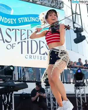 Lindsey Stirling / lindseystirling nude photo #0352