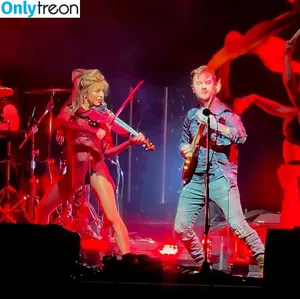 Lindsey Stirling / lindseystirling nude photo #0405