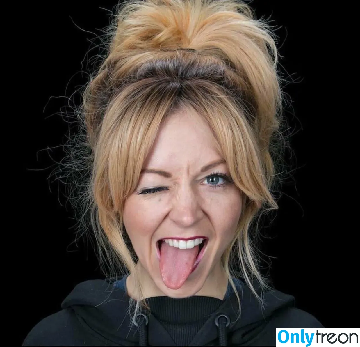 Lindsey Stirling голая photo #0127 (abbysiscoprinus / lindseystirling)