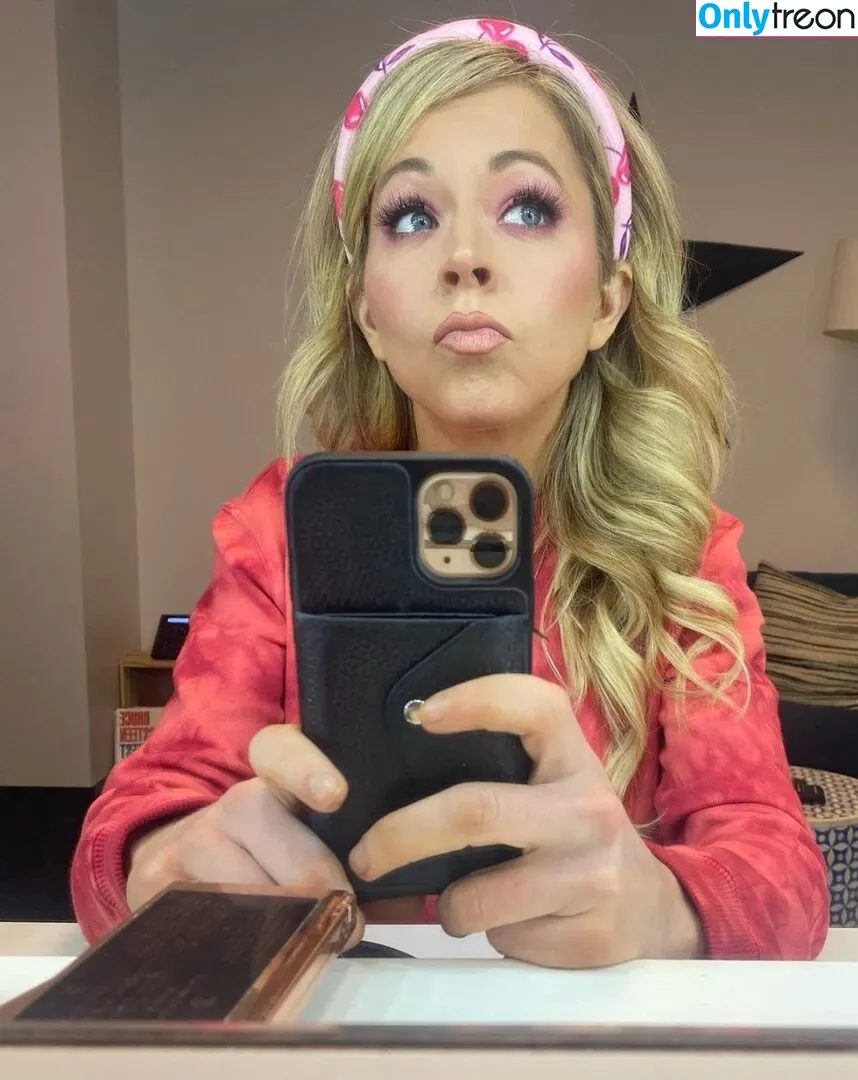 Lindsey Stirling голая photo #0143 (abbysiscoprinus / lindseystirling)