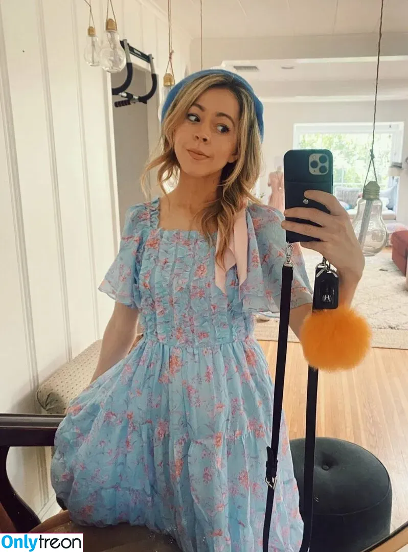 Lindsey Stirling голая photo #0147 (abbysiscoprinus / lindseystirling)
