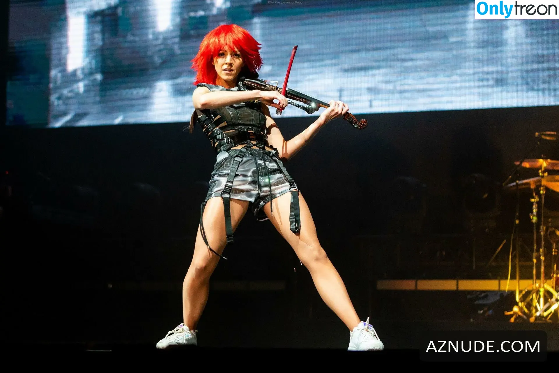 Lindsey Stirling nude photo #0328 (lindseystirling)