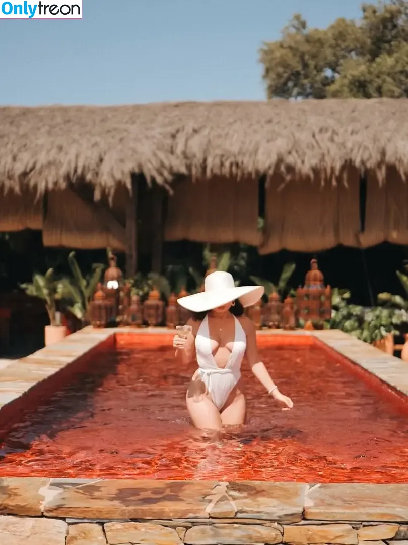 Lira__Karina голая photo #0048 (darkellegance)