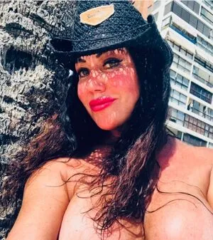 Lisa Appleton / MsLisaAppleton фото голая #0154