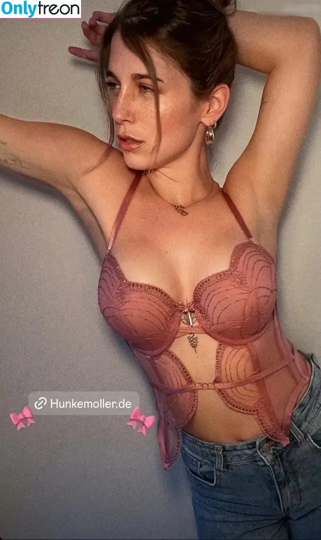 Lisa Bamberger nude photo #0021 (Lisa Bamberger)