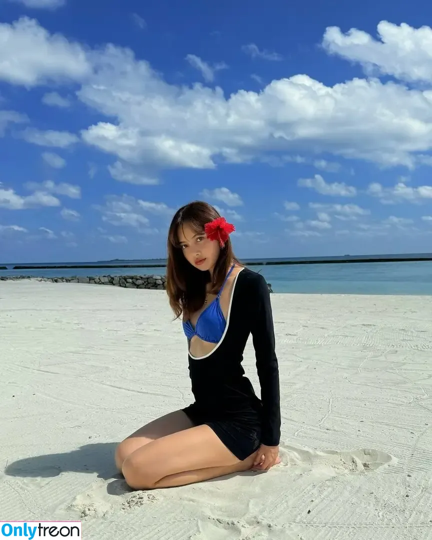 Lisa Blackpink nude photo #1538 (Lisa Blackpink)