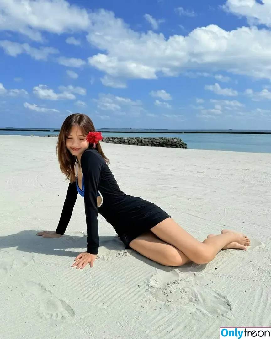 Lisa Blackpink nude photo #1539 (Lisa Blackpink)