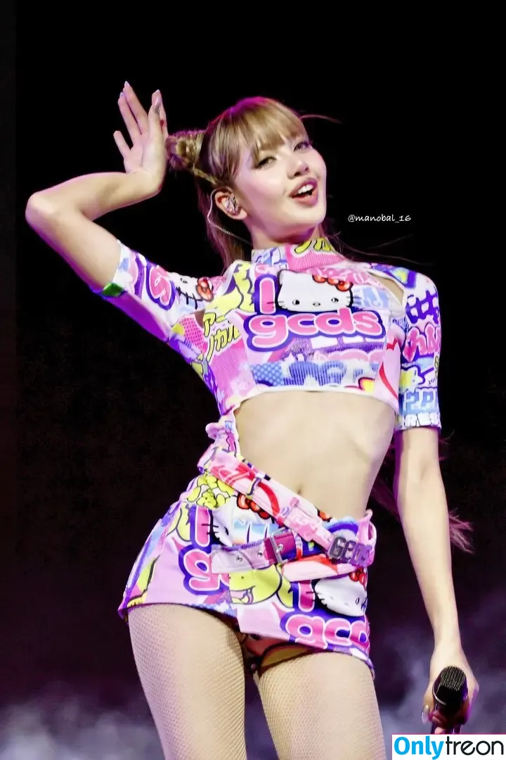 Lisa Blackpink nude photo #1923 (Lisa Blackpink)