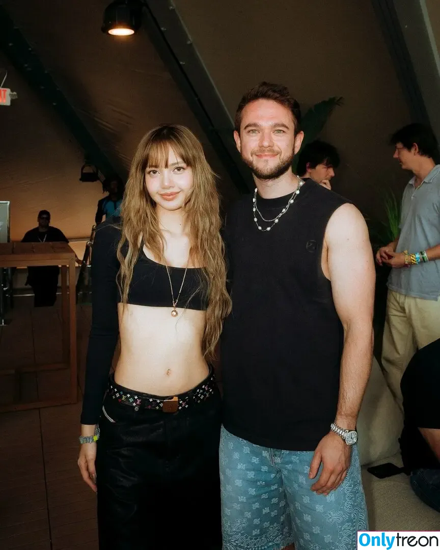 Lisa Blackpink nude photo #1925 (Lisa Blackpink)
