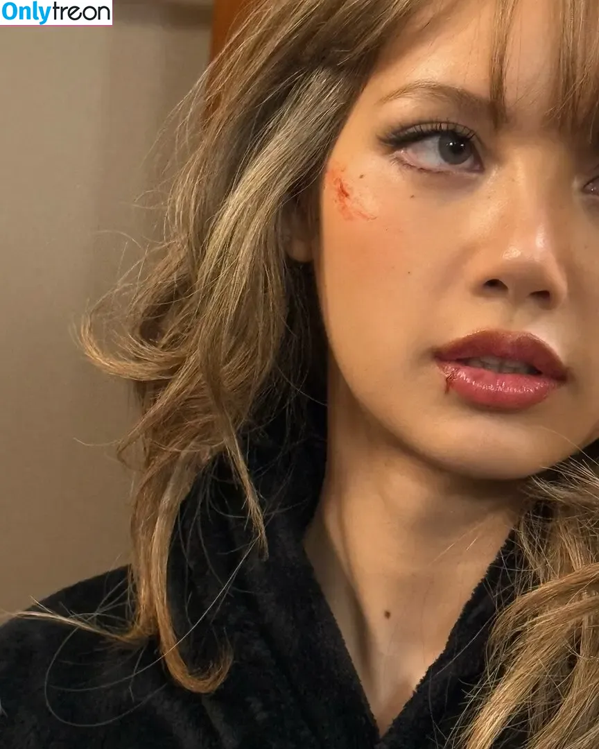 Lisa Blackpink nude photo #2061 (Lisa Blackpink)