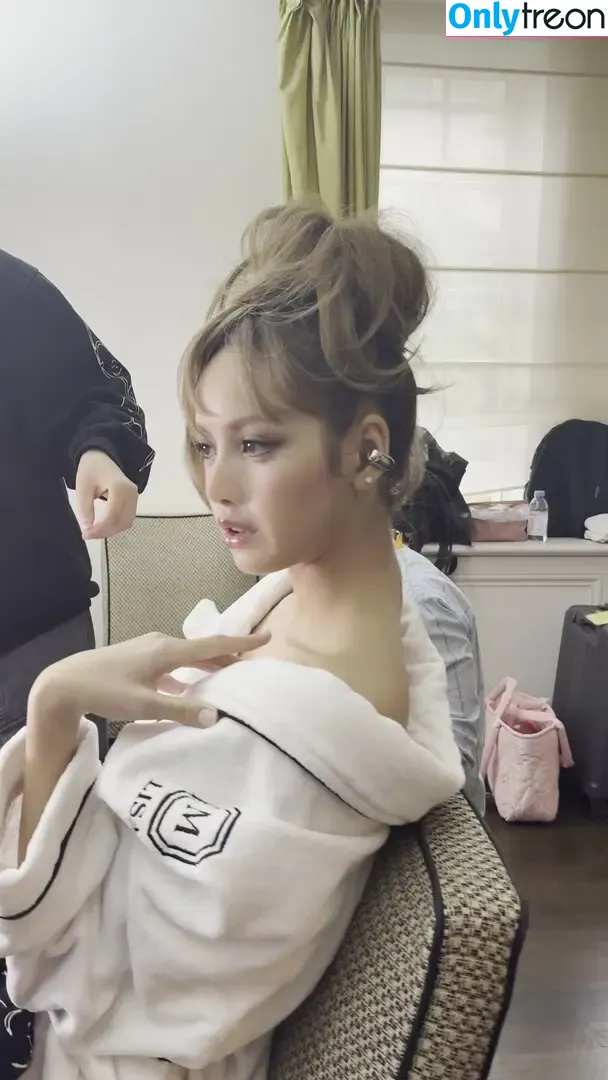 Lisa Blackpink nude photo #2160 (Lisa Blackpink)