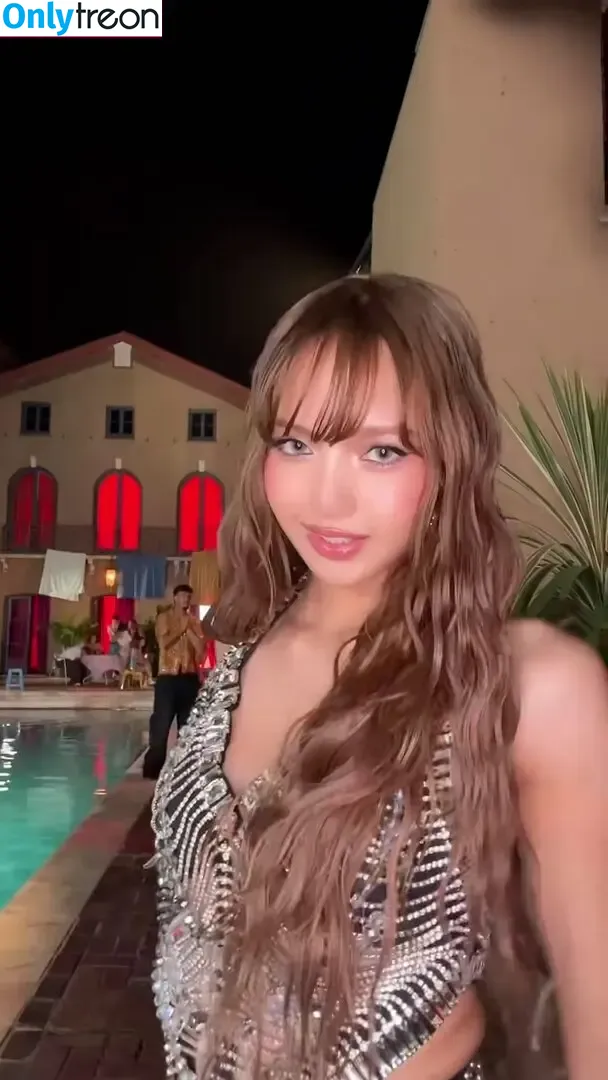 Lisa Blackpink nude photo #2351 (Lisa Blackpink)
