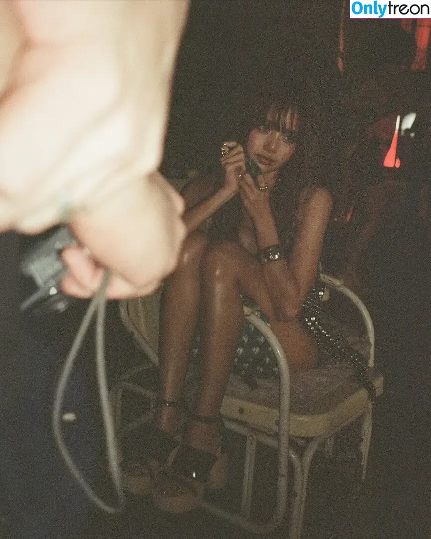 Lisa Blackpink nude photo #2381 (Lisa Blackpink)