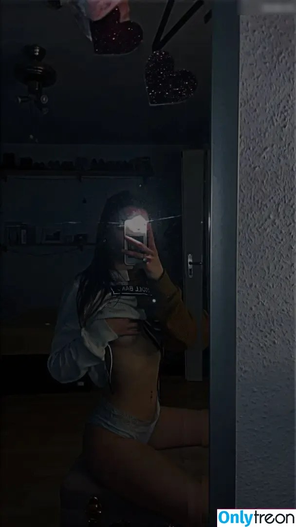 Lisa Budbaby nude photo #0011 (budbabyx / lxsx_xx18)