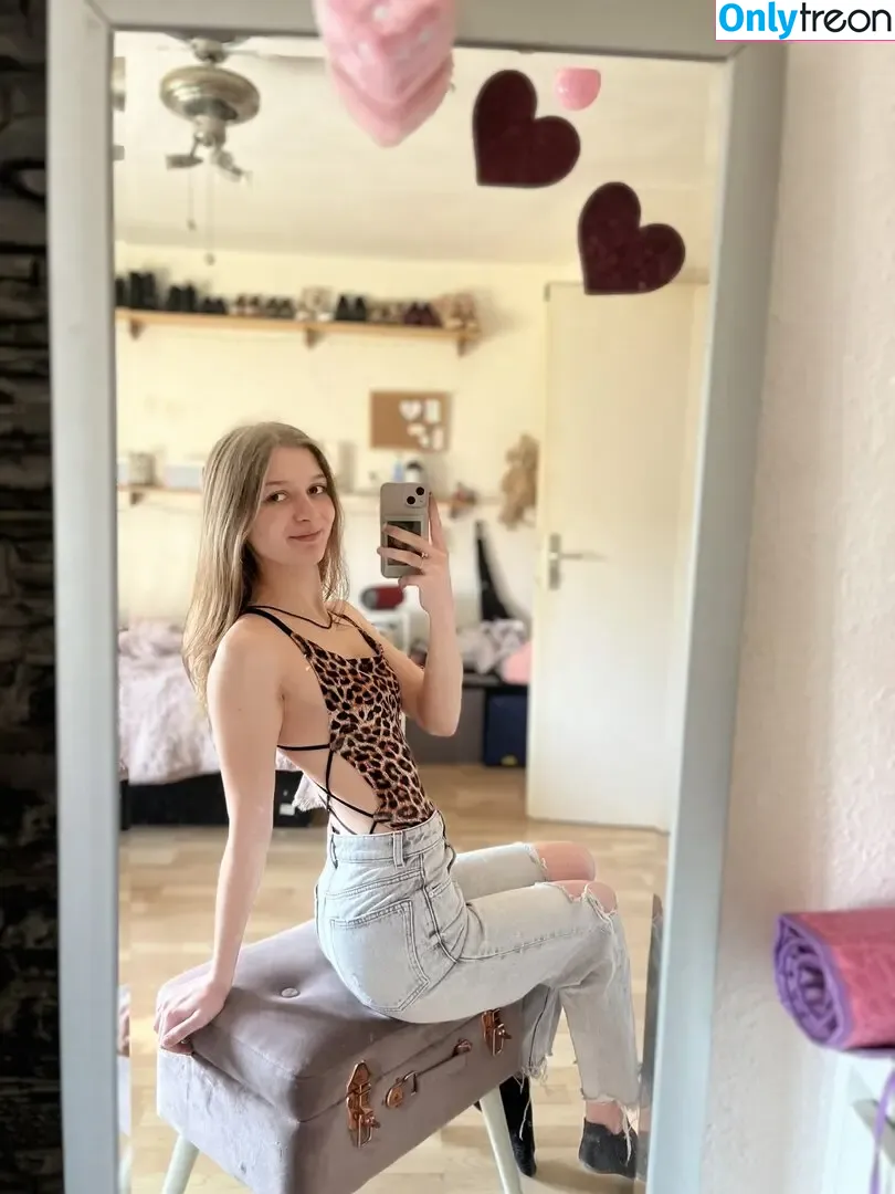 Lisa Budbaby nude photo #0019 (budbabyx / lxsx_xx18)