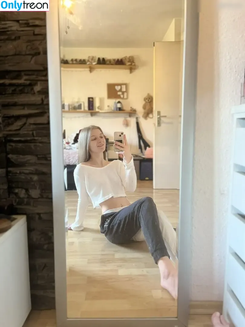 Lisa Budbaby nude photo #0027 (budbabyx / lxsx_xx18)