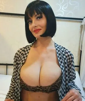 Lisa Bukawski / lbukawski / real_lbukawski nude photo #0025