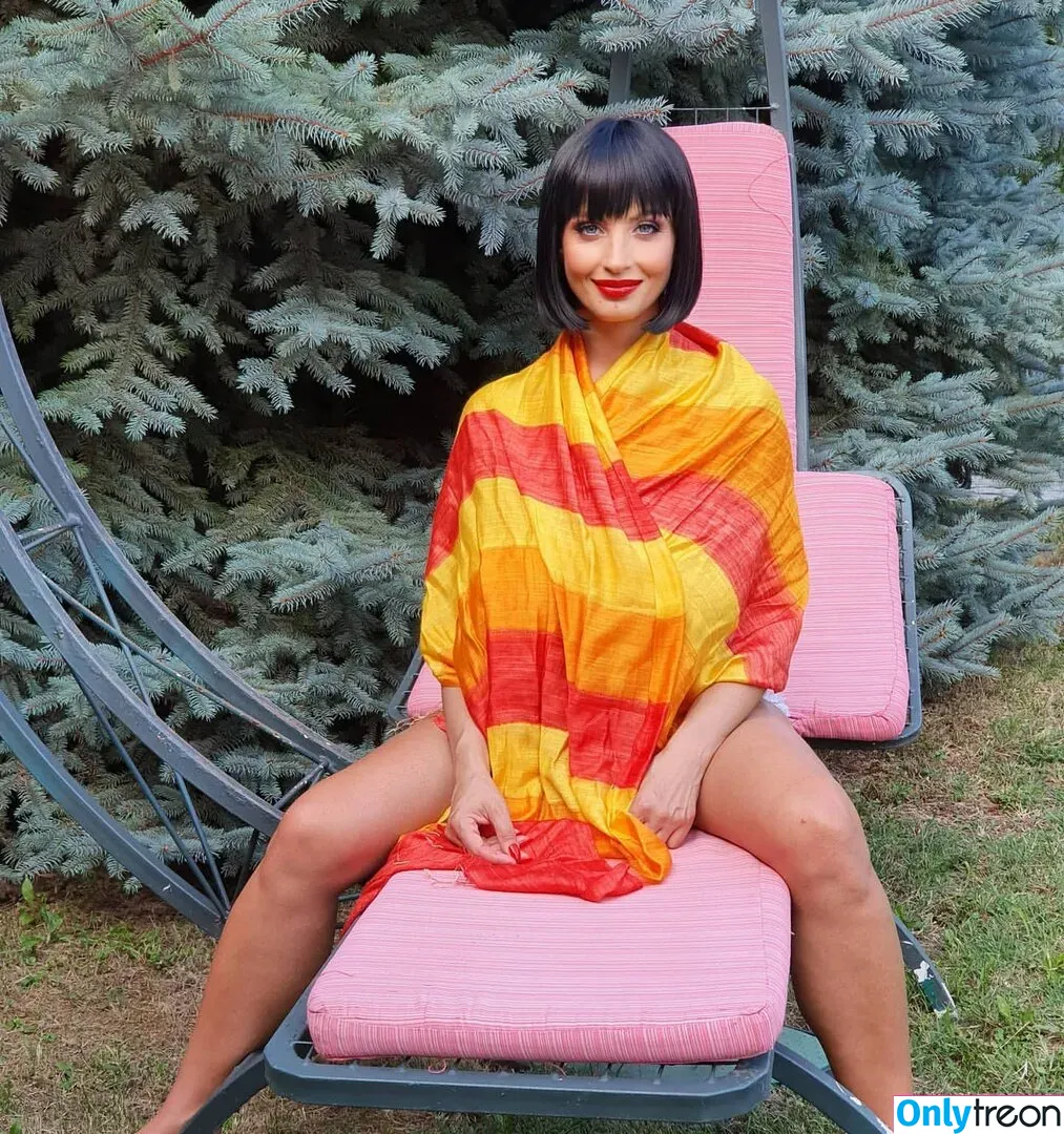 Lisa Bukawski голая photo #0176 (lbukawski / real_lbukawski)
