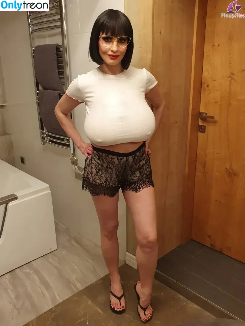 Lisa Bukawski голая photo #0303 (lbukawski / real_lbukawski)