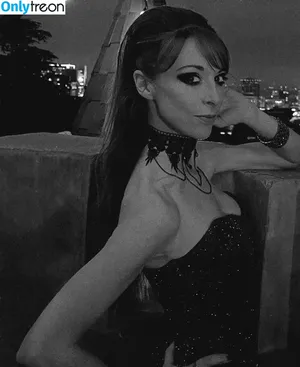 Lisa Foiles / lisafoiles nude photo #0425