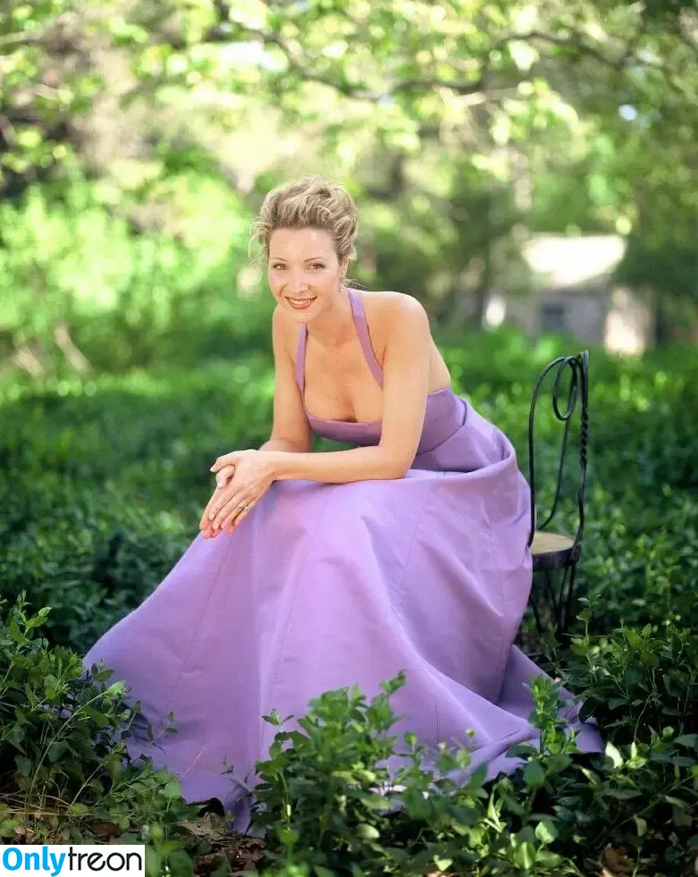 Lisa Kudrow nude photo #0060 (lisakudrow)