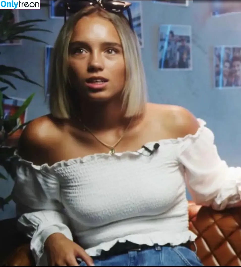 Lisa Mantler (Lisa&Lena) голая photo #0002 (lisa)