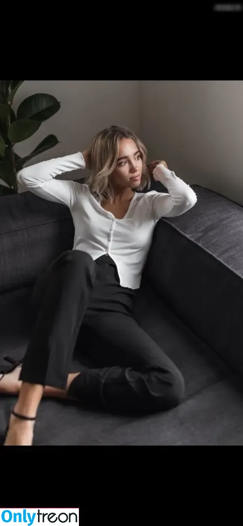 Lisa Mantler (Lisa&Lena) nude photo #0015 (lisa)