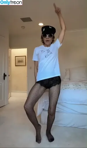 Lisa Rinna / lisarinna фото голая #0397