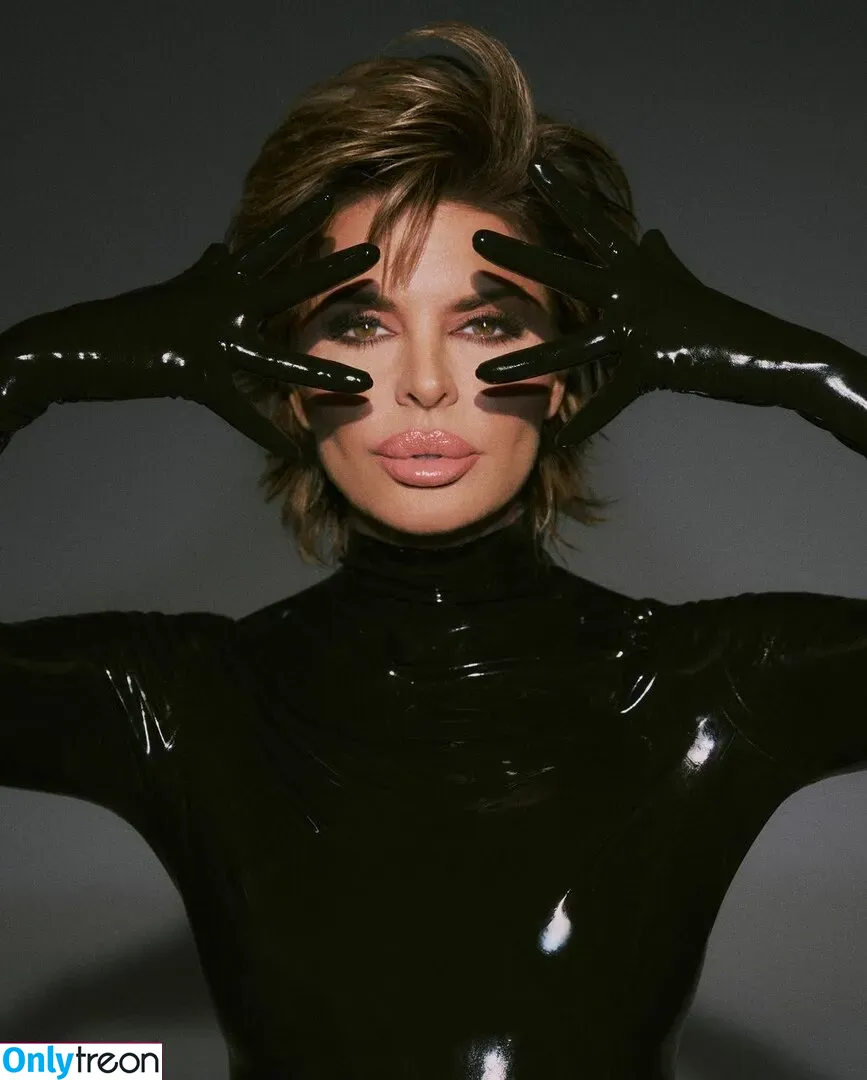 Lisa Rinna nude photo #0118 (lisarinna)