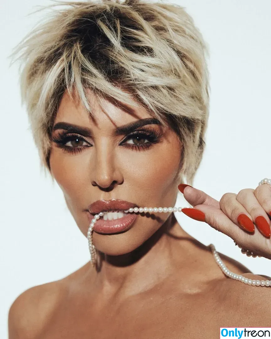 Lisa Rinna голая photo #0139 (lisarinna)