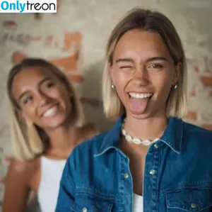 Lisa und Lena / lisaandlena фото голая #0001