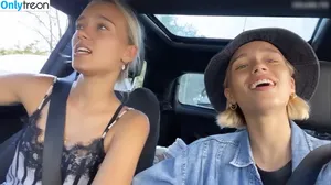 Lisa und Lena / lisaandlena фото голая #0006