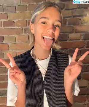 Lisa und Lena / lisaandlena фото голая #0015