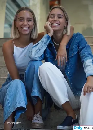 Lisa und Lena / lisaandlena фото голая #0130