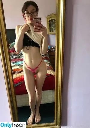  nude photo #0012